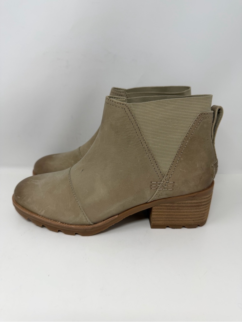 Sorel Waterproof Cate Chelsea Suede Ankle Boots Taupe Size 8.5